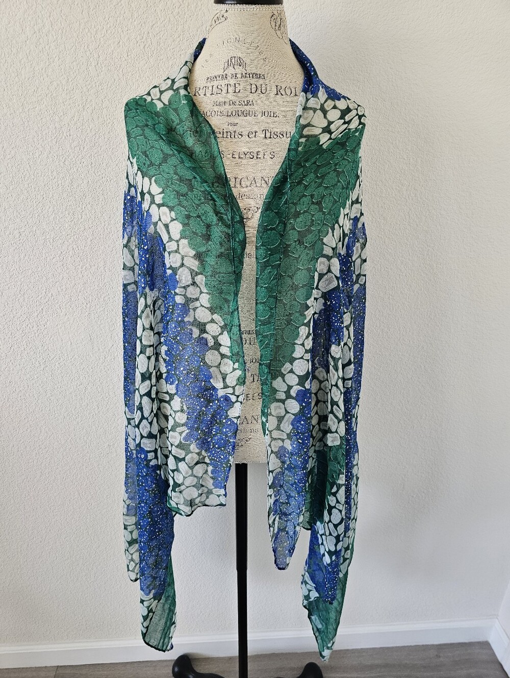 Oversized Abstract Pebble Print Metallic Scarf & Sarong (72" x 36")